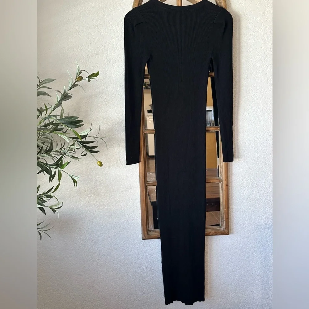 Zara Black Ribbed Knit Button Front Maxi Dress Size M V-Neck Long Sleeve Fitted - Picture 3 of 7